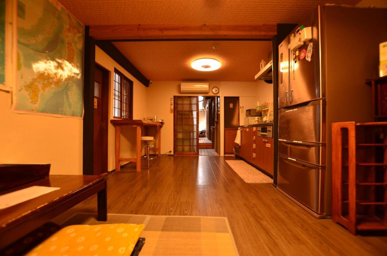 Colours Hostel Kyoto Exterior photo